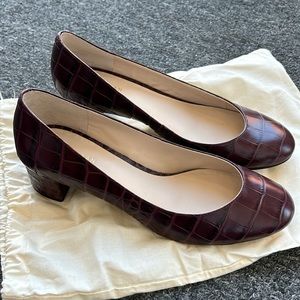 Cole Haan Burgundy Faux Crocodile Low Pumps Size 8